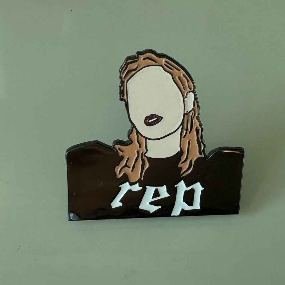 T S Rep Pin - Picture 2 of 3